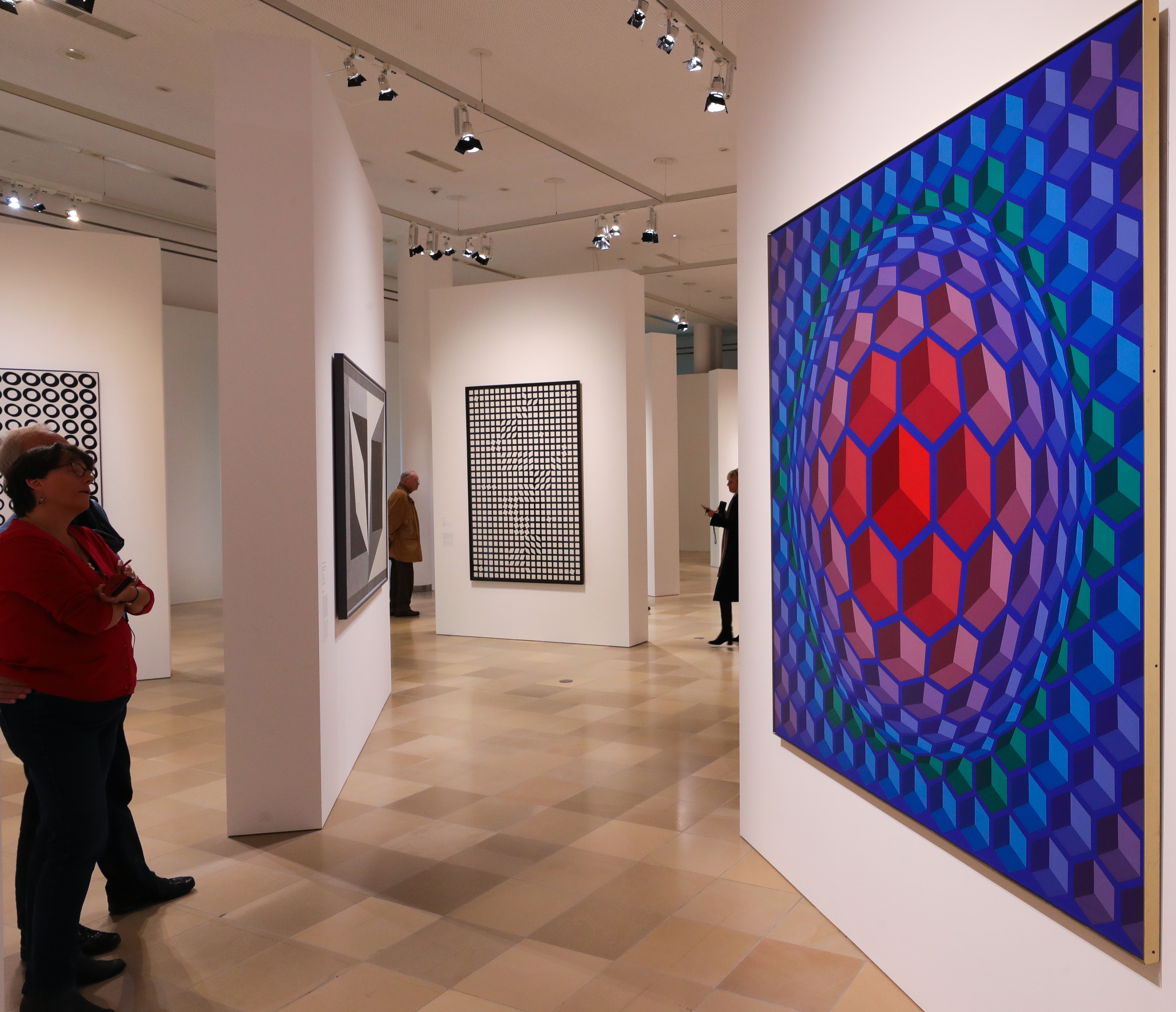 瓦萨雷里艺术作品展