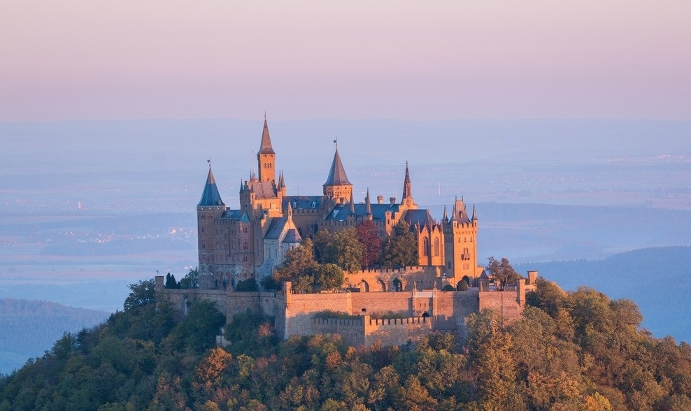 为什么中国有很多城池,而西方都是城堡?两者何时开始分道扬镳?