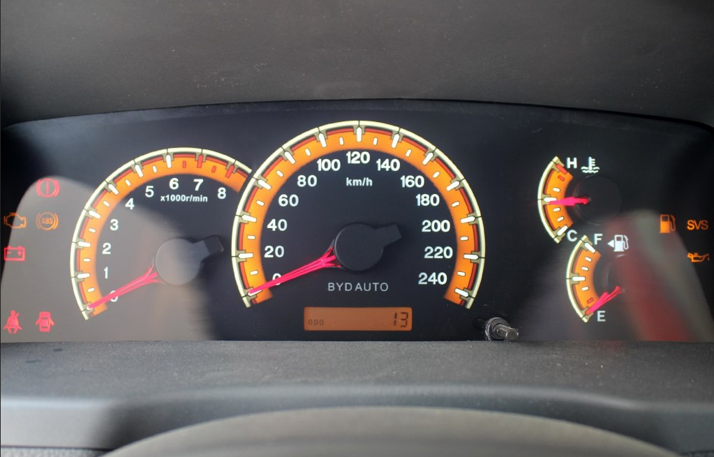 鉴赏比亚迪f3手动时尚型之美