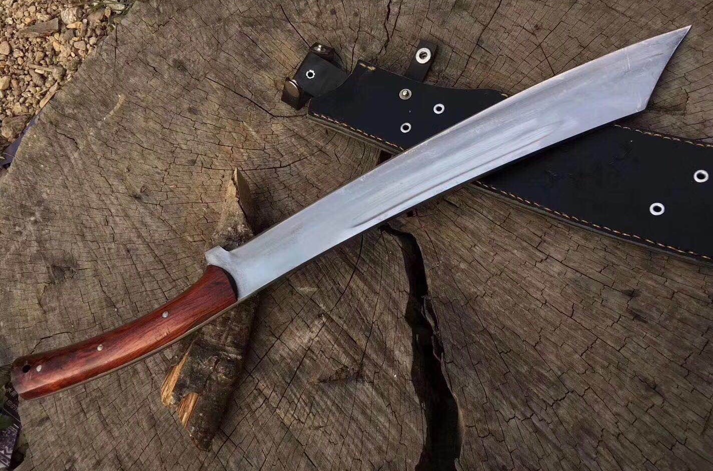 户撒一体户外开山刀