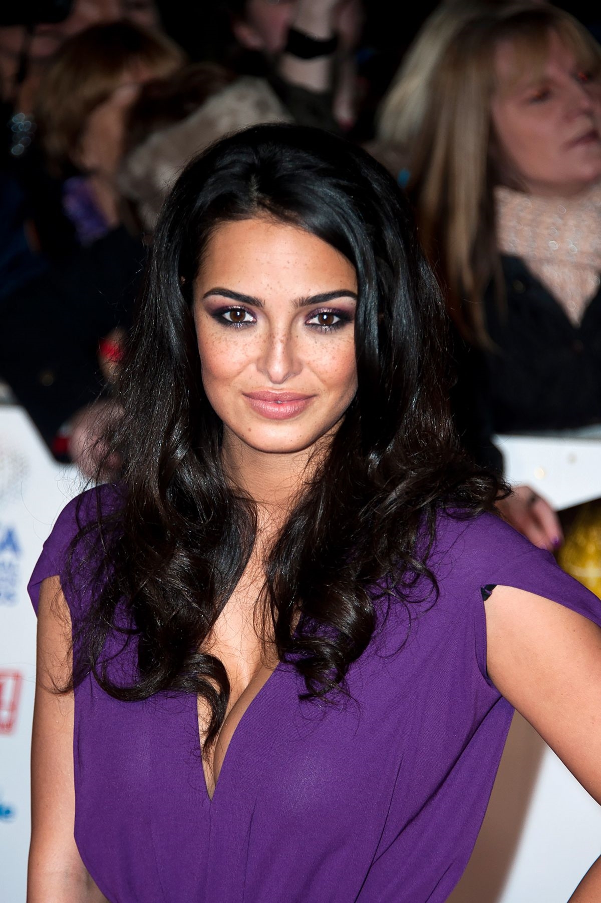 之后netflix又公布了《巫师》电视剧最新演职人员表,其中英国女演员