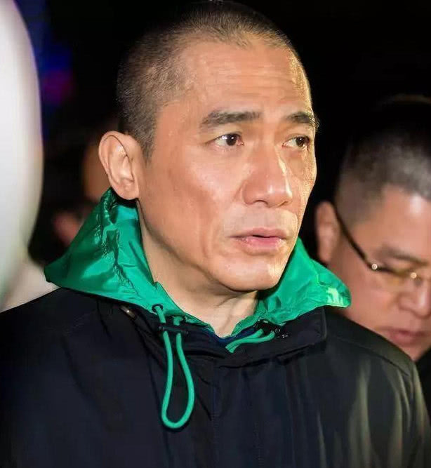 梁朝伟素颜还帅么?大家说说心里话,对了,第一张素颜像张艺谋?