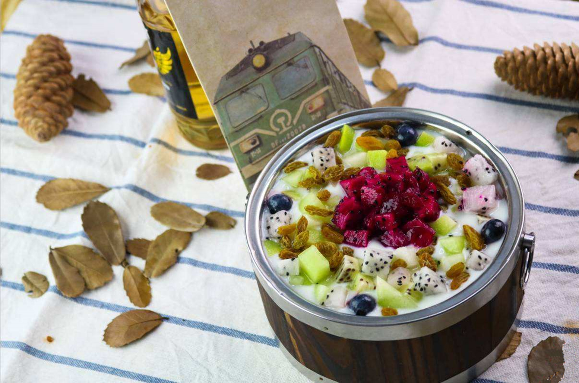 为你心爱的人制作一份水果捞,让你们可以幸福甜蜜一整天!