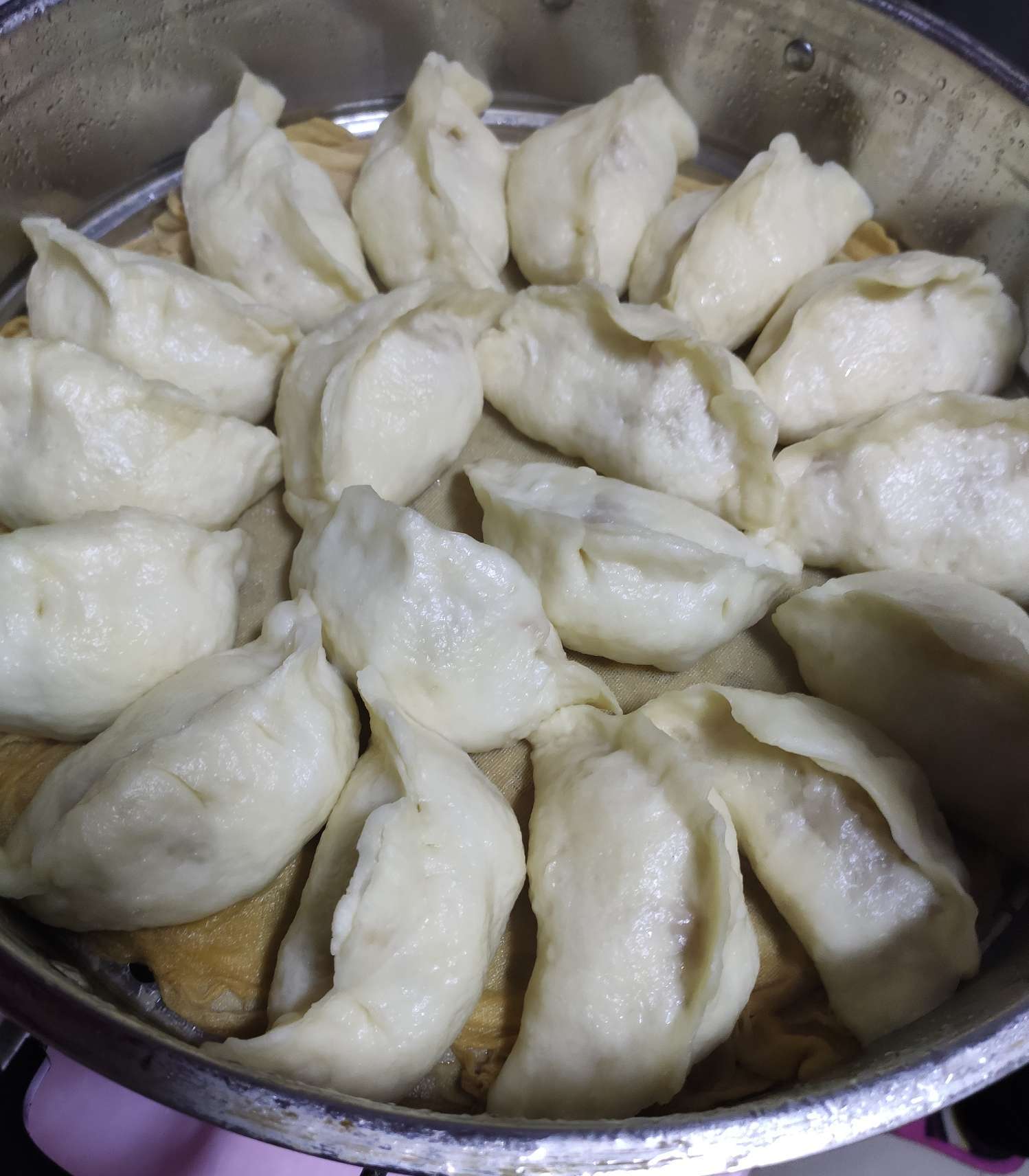 东北"大包子"做起来,看着就馋,吃着真香