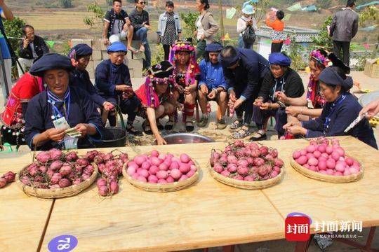 云南宁洱有个温泉村 这里的"红蛋节"每年吸引超5万名游客