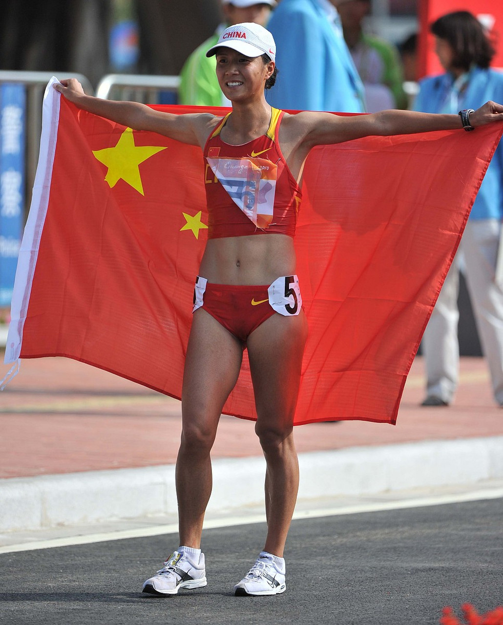 给2023比个耶#   江西安福走出去的优秀竞走运动员,曾为江西夺得霸怂