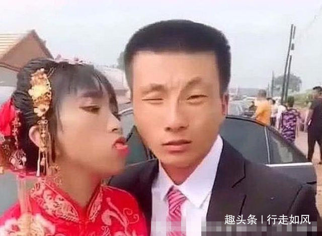"丑新娘"婚礼上走红,看到那一吻,网友:真爱!