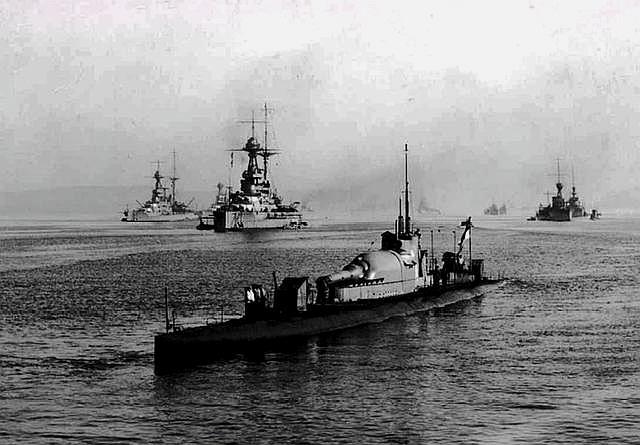 一战时期炮艇图片