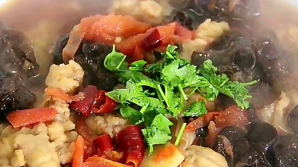 云南八大碗炸酥肉,外酥里嫩,能干吃能蒸煮的酥肉汤,你吃过吗?