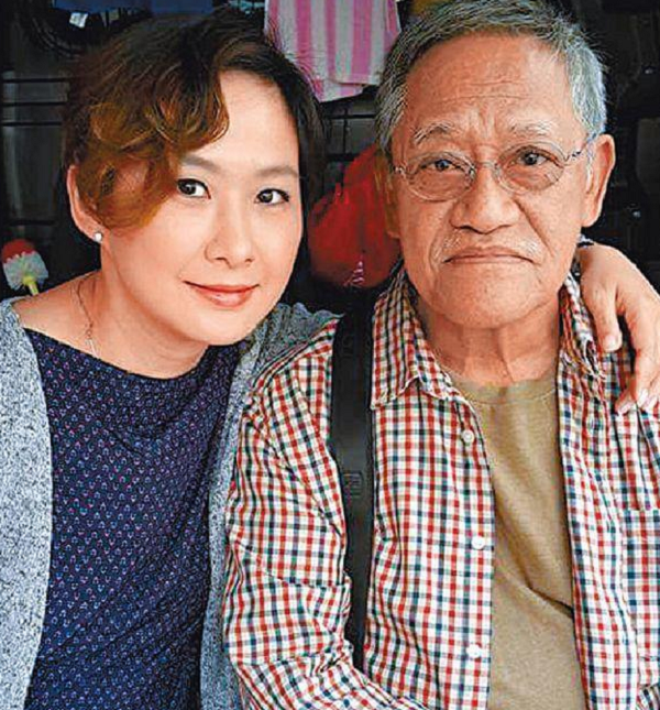 79岁吴耀汉全家照,混血儿子帅气但害怕结婚,他的钱多到数不清!