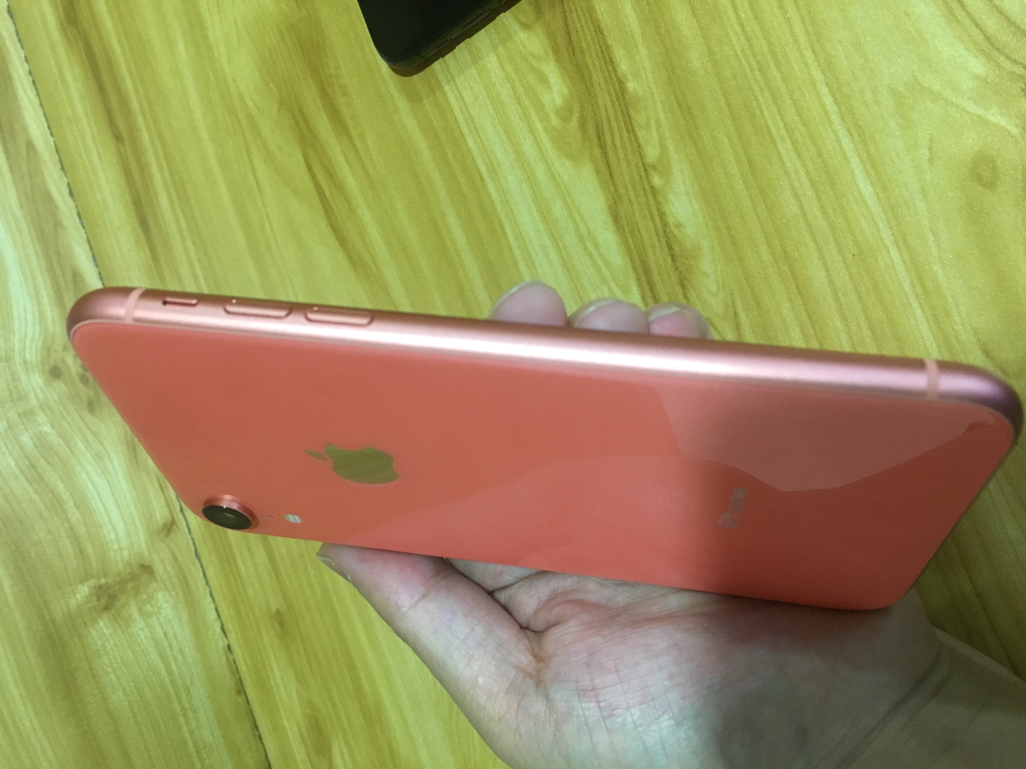 苹果新品 iphonexr的颜值是否和我们想象中的一样