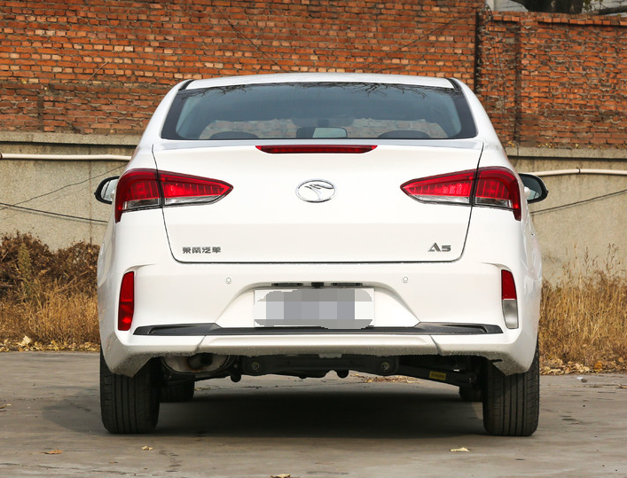 有科技感的a5翼舞1.5l 手动豪华版 国v