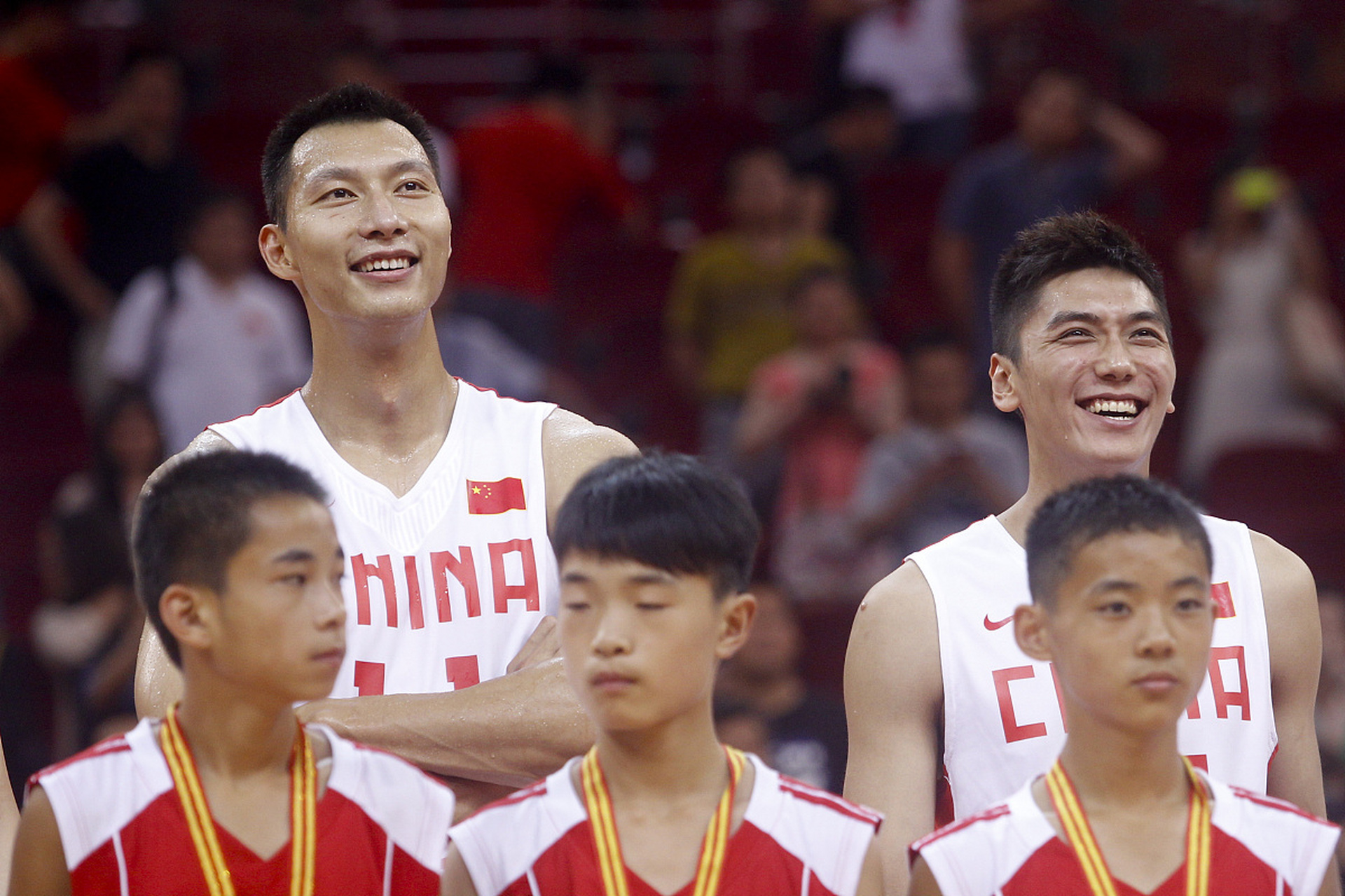 9月15日下午,易建联的退役仪式在广州正式举行.