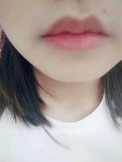 mac口红chili真人试色效果图