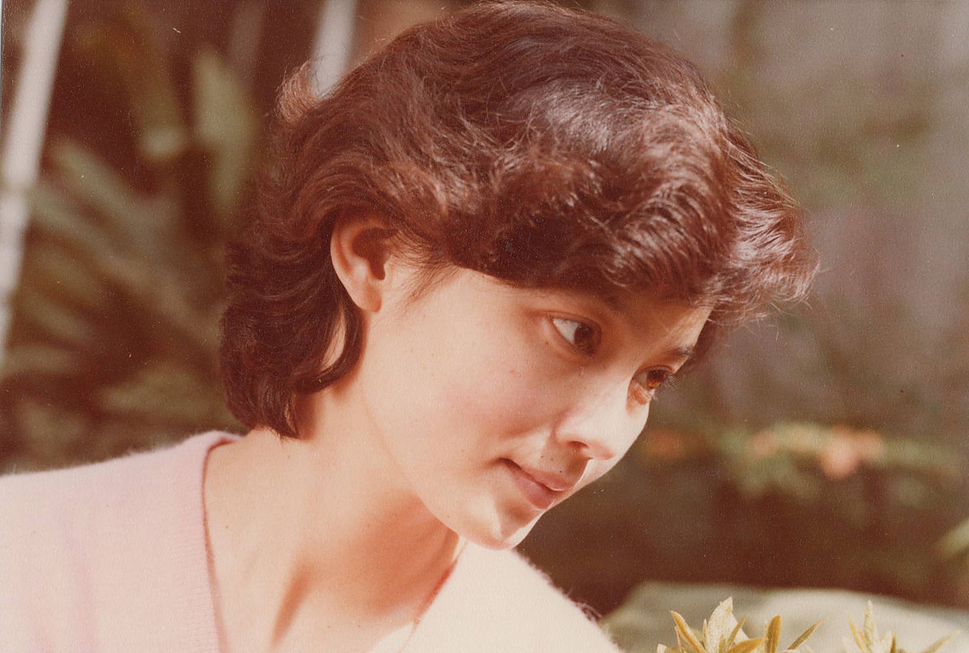 潘虹老师年轻时,是不是秒杀现在的一堆女明星?