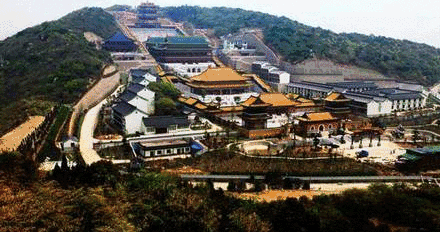 清朝为什么封禁长白山200多年,几乎无一座古刹,其背后