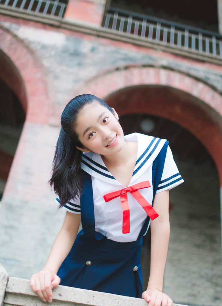 柴蔚  
