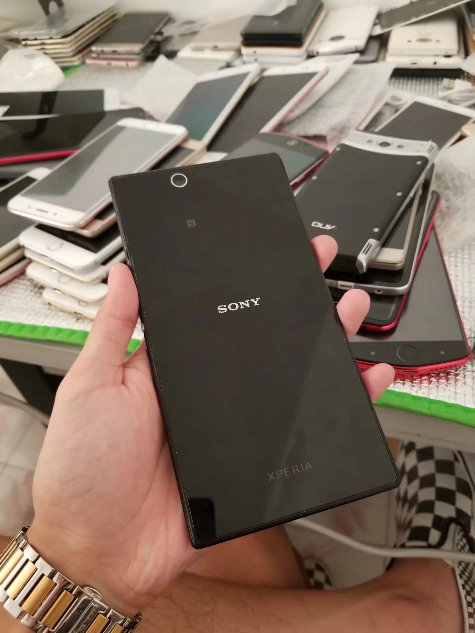 跨界旗舰,288元索尼c6802平板手机简评