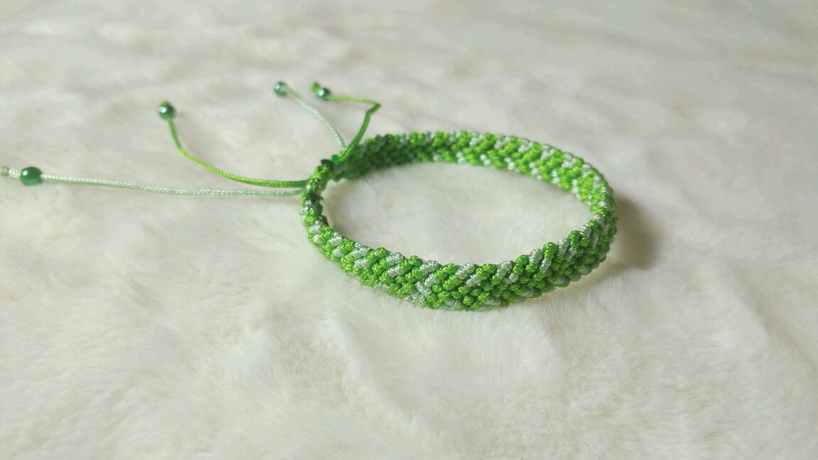 你们要的鱼骨链编法来了!鱼骨链编法第1节