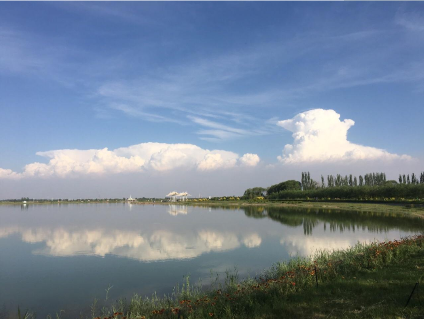 内蒙巴彦淖尔有个镜湖,一镜一净一静,景景如境
