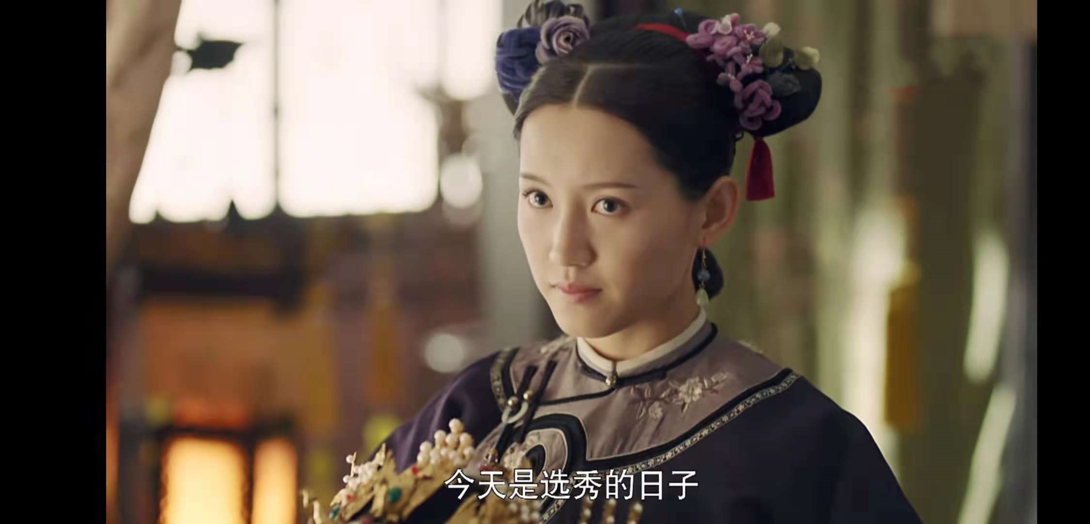 延禧攻略:乾隆觉得宫中秀女"歪瓜裂枣"时,谁注意尔晴的表情?