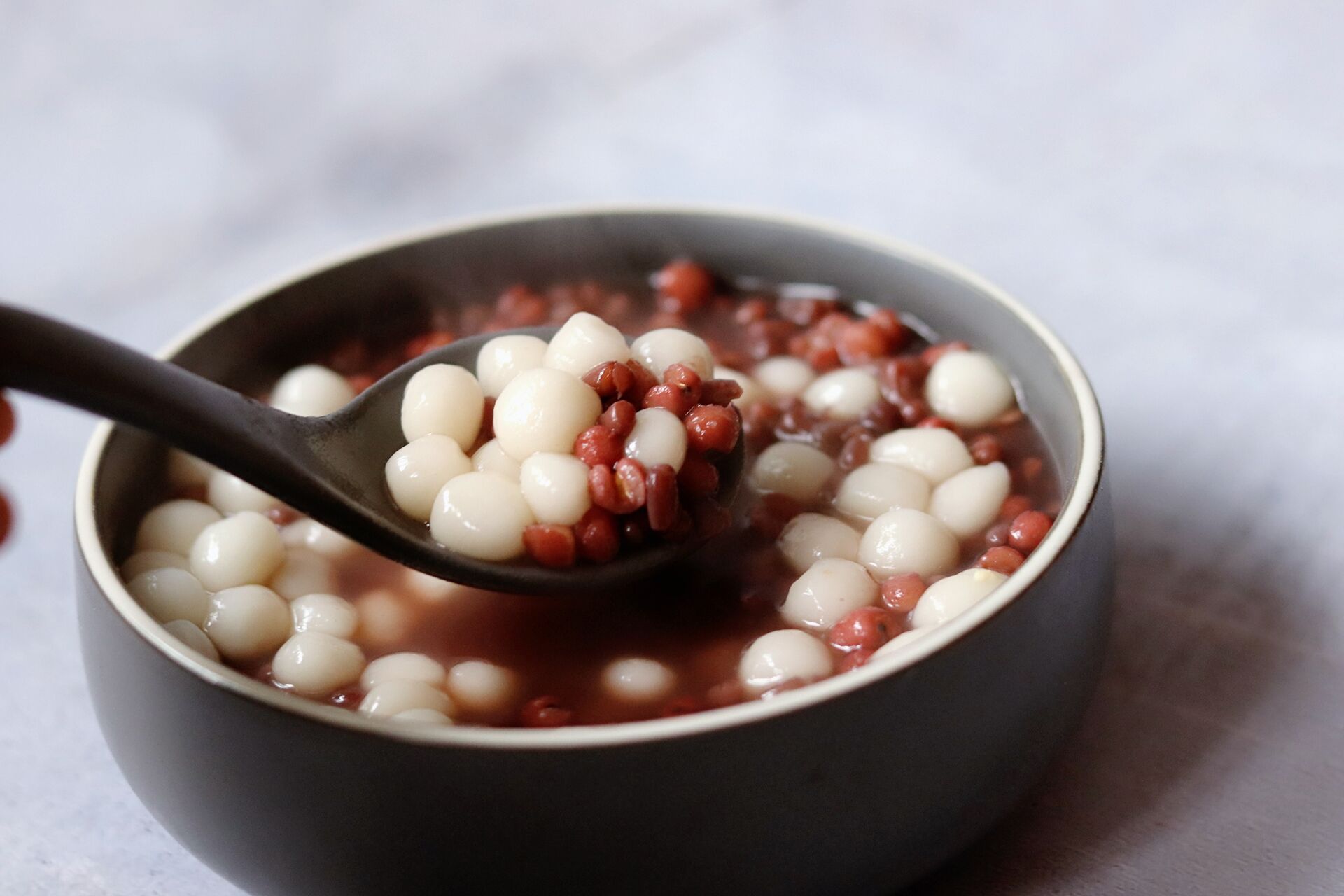 冬至了,来一碗红豆薏米小圆子吧,让你的心都是暖暖的
