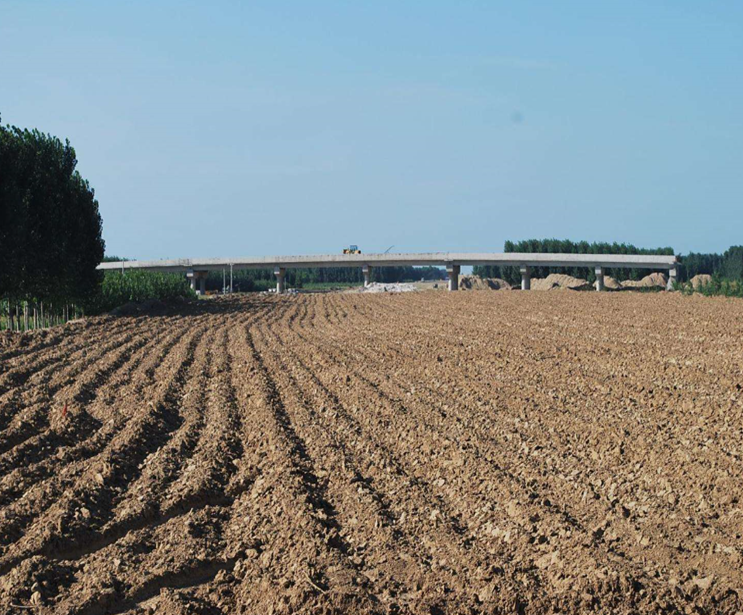 农村承包土地的朋友请注意!想要拿到种地补贴!最好签订合同