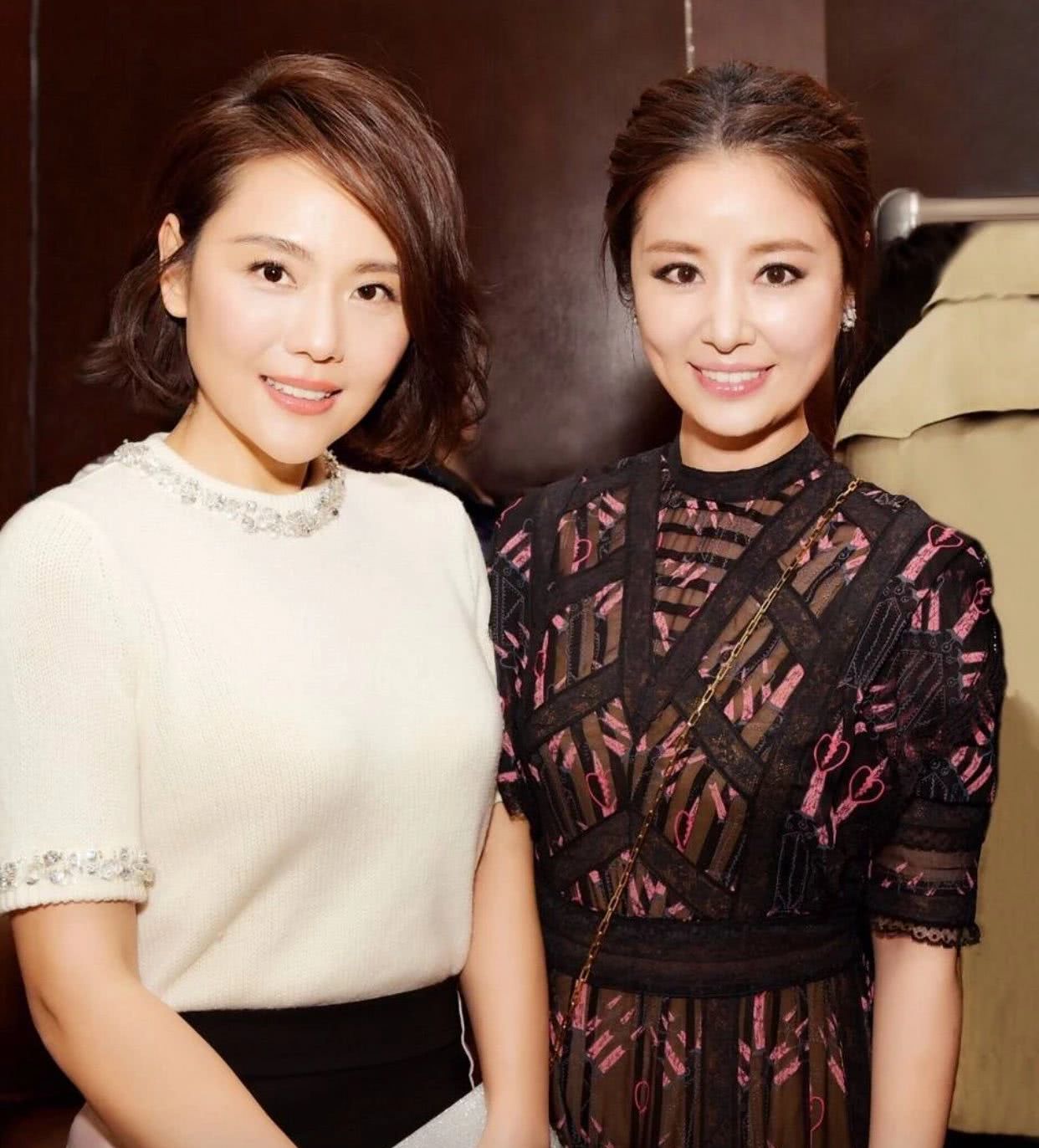 林心如《宝藏》定妆照42岁笑容甜蜜似少女又美回当年夏紫薇