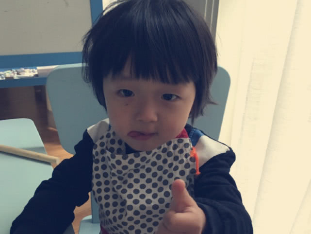 有种逆袭叫3年后的邹明皓,模样帅气十足,网友:下一个陈立农?