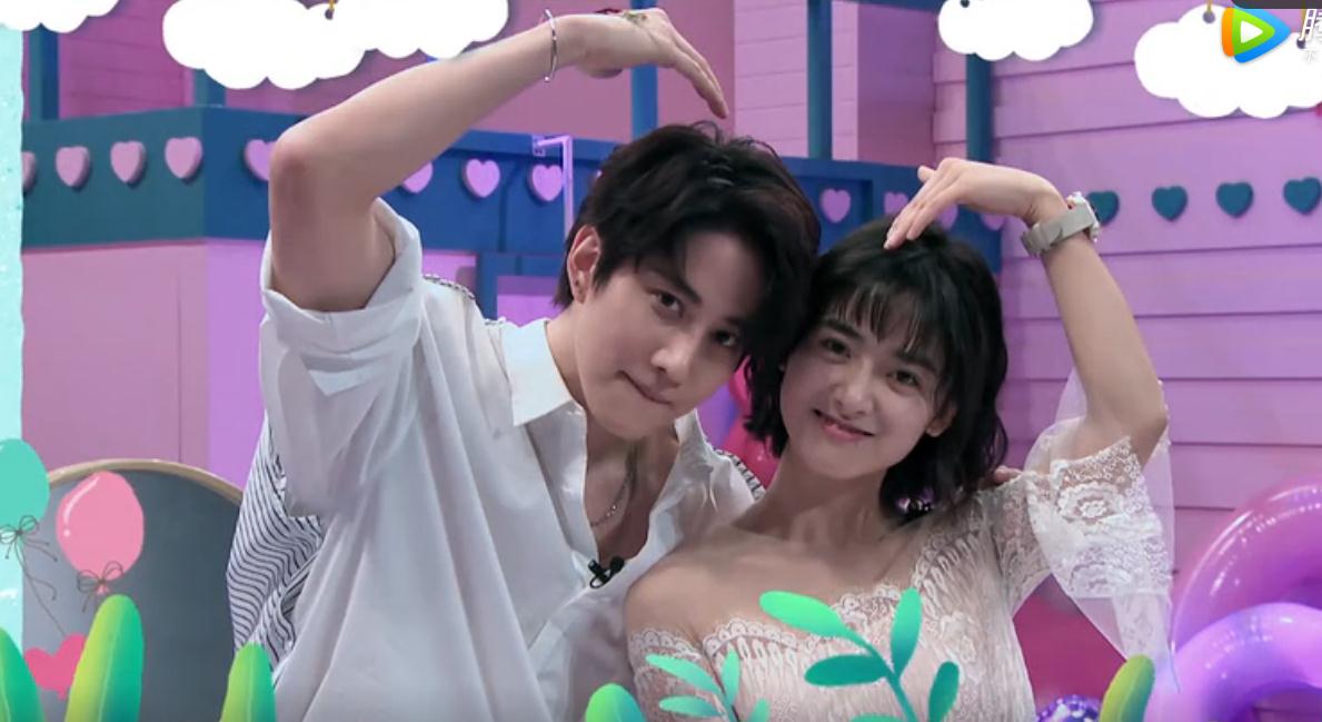 口红王子:沈月身穿公主裙美爆了,与milk,狒狒互动甜的发齁