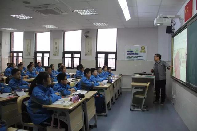 西安经开第一学校(西安经发学校)宪法日宣传教育系列活动