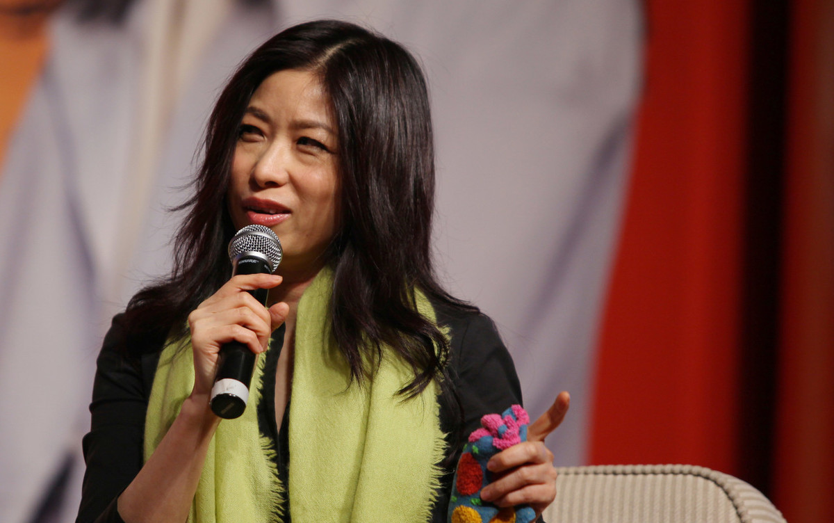 4月,张小娴,将推出浓情散文集《那些为你无眠的夜晚》;张小娴首次尝试