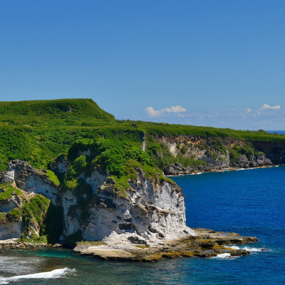 三,沙巴岛:位于马来西亚加里曼丹岛的北部,是近年新兴的旅游胜地,这里