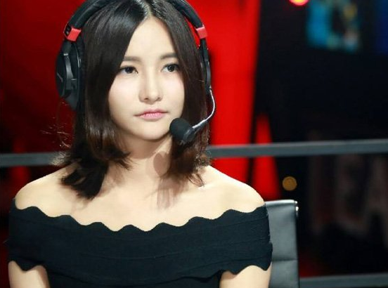 lol:miss回归lol人气骤降,面对网友质疑,她一句话霸气回应