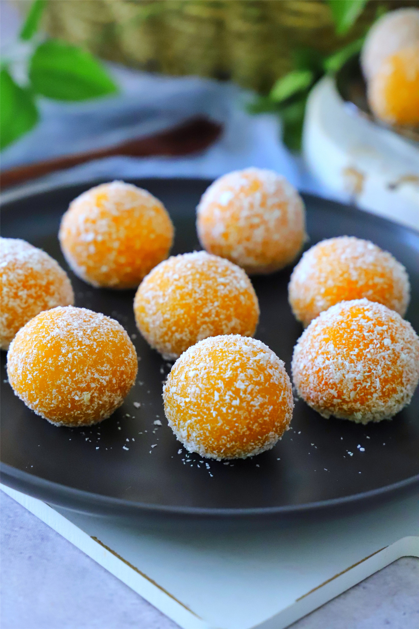 1块南瓜,1碗糯米粉,教你做南瓜丸子,香甜软糯,好吃不上火