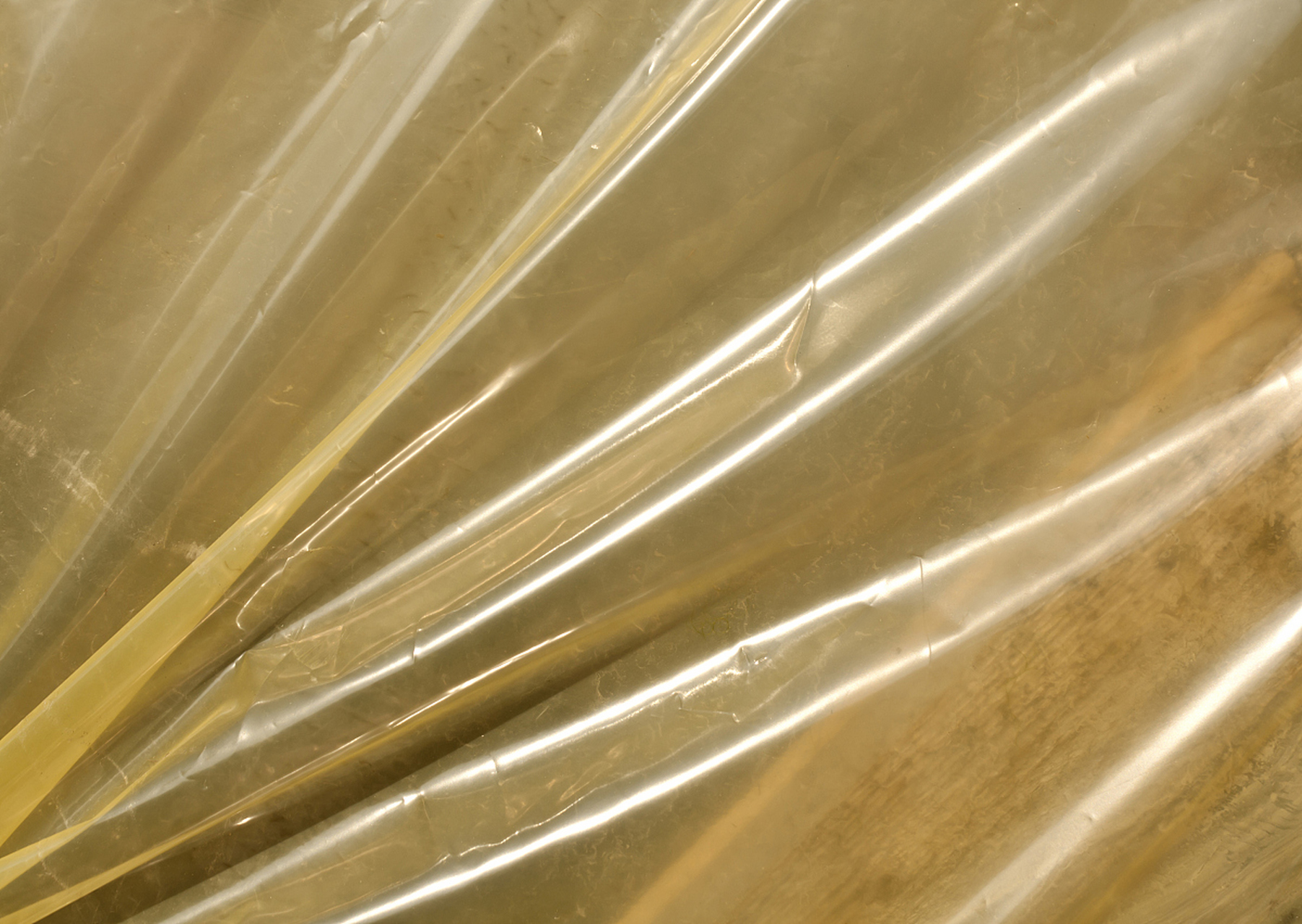 5-120umpet镀金膜,集物理性能与金属特性于一身!导电,耐腐蚀还美观.