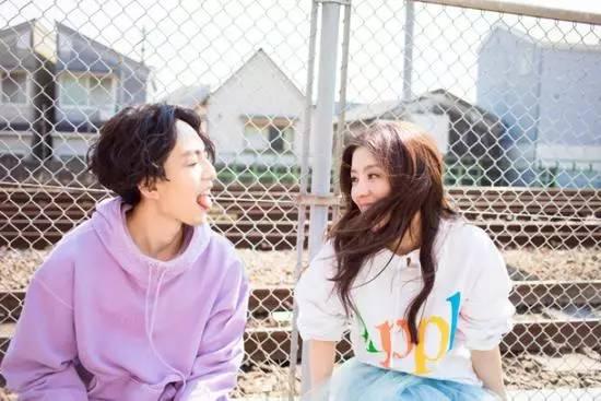 林宥嘉升级当爸爸了!自曝妻子丁文琪怀男宝宝已超三个月