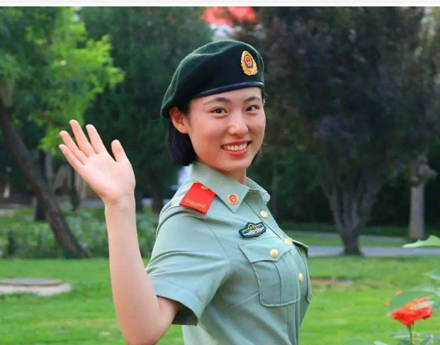 最美七大女兵角色!不爱红装爱武装!