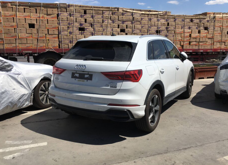 国产全新奥迪q3l实车首次曝光,比宝马x1帅十倍,奔驰gla也羡慕!