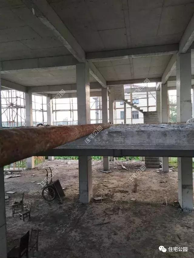 别再被施工队骗了,现浇柱也是砖混房,真正的框架结构这样建!