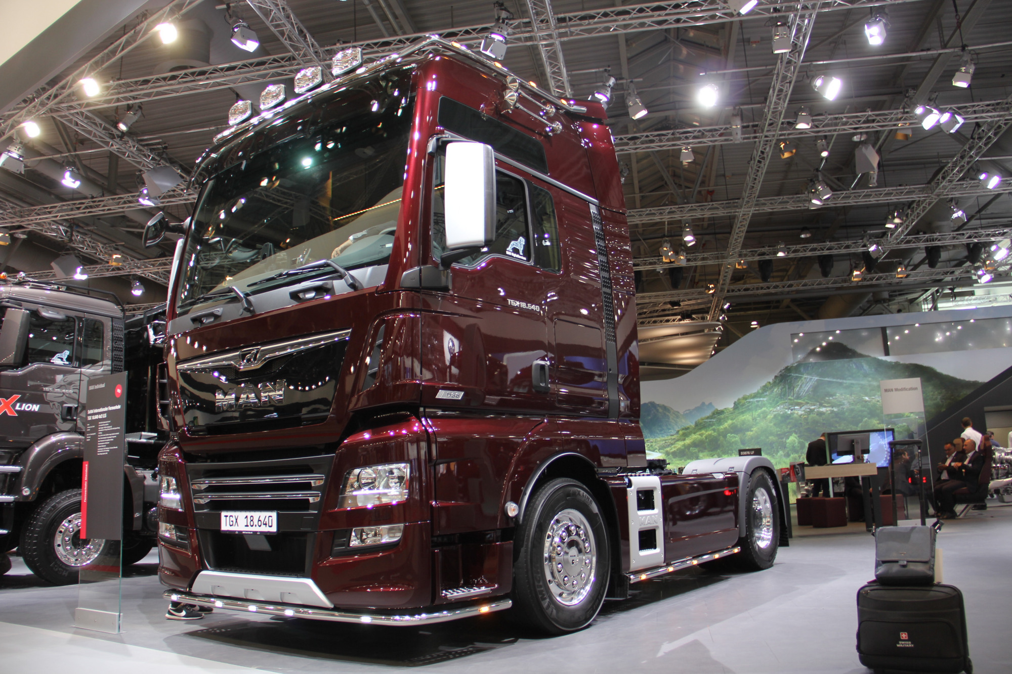 斯堪尼亚,沃尔沃进口卡车怎么卖不动?卡车司机:做梦都想开!