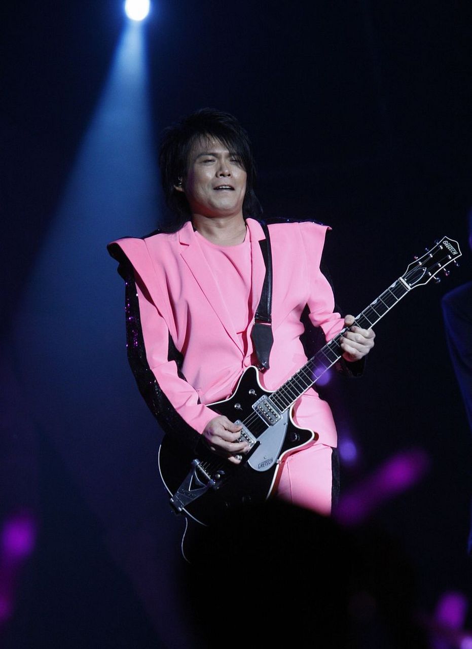 伍佰演唱会#  伍佰与china blue自1992年成团以来,四名团员从未更换.