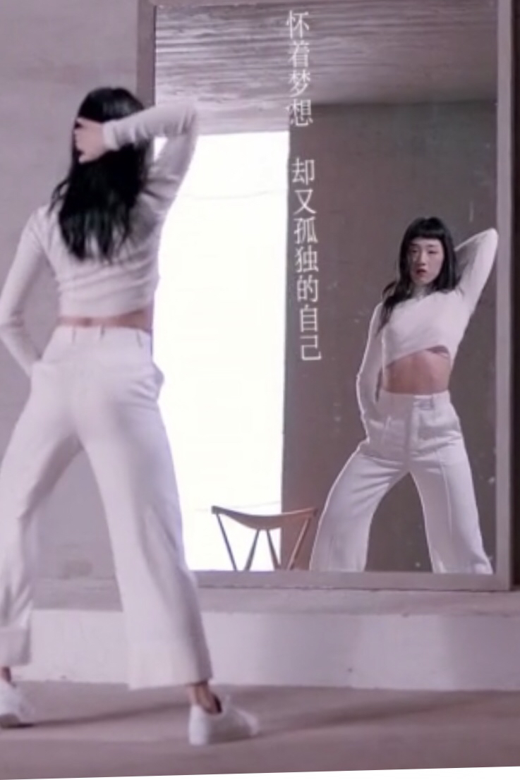 火箭少女101最新单曲《light》,励志青春