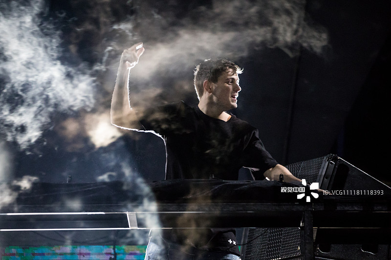 2018年12月11日讯,广东省佛山市,19日,世界百大dj第一名martin garrix