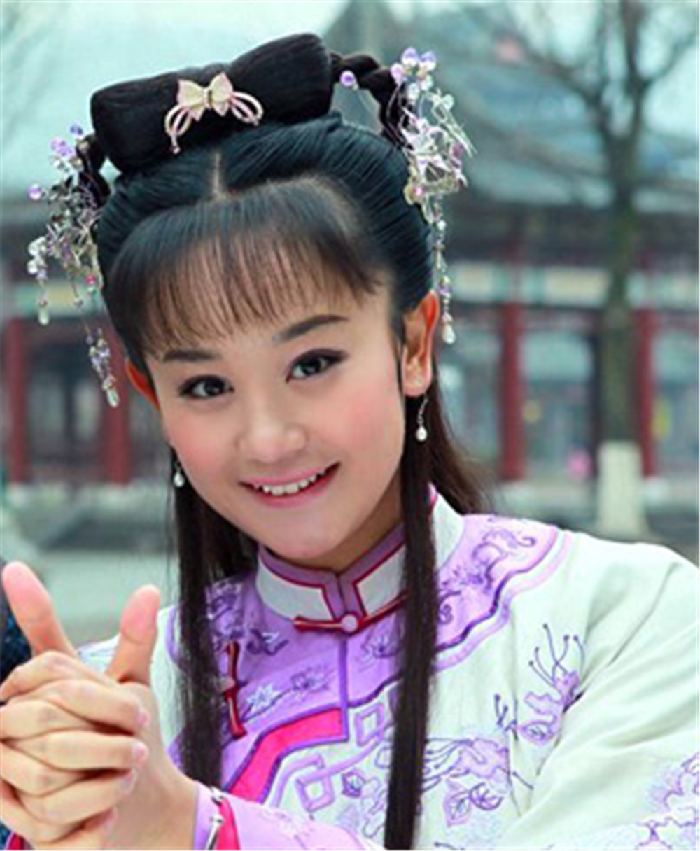 《还珠格格》三个版本的紫薇:林心如经典,马伊琍文静,她最美