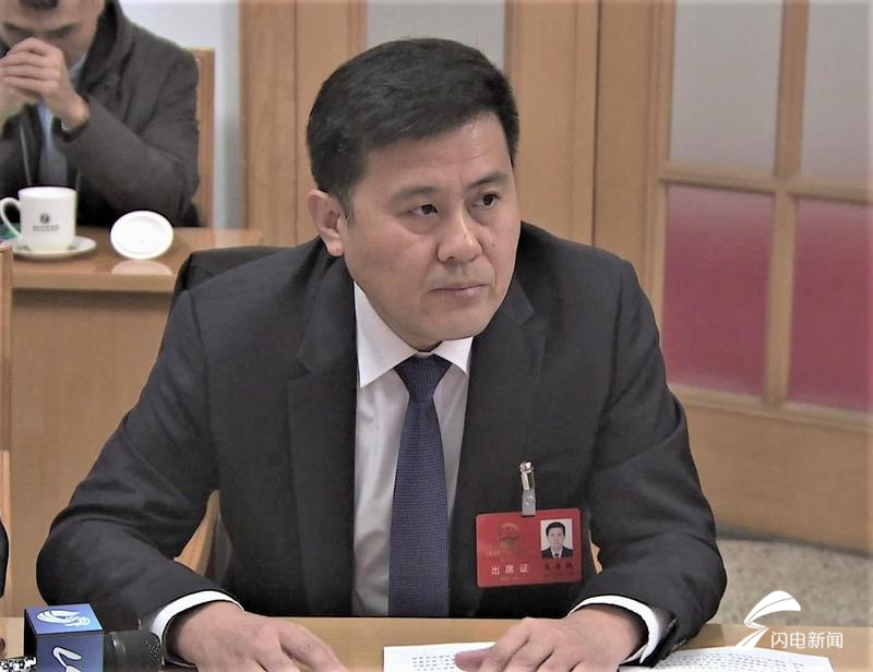 66秒|省人大代表朱恩鹤:主攻三大主导产业 开展"四个攻坚年"行动