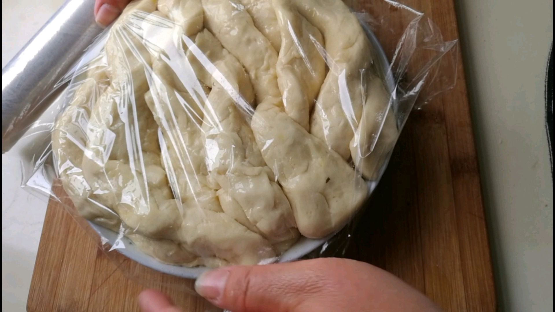 学新疆人做的面片汤,柔软又筋道,一斤面粉吃一大家子