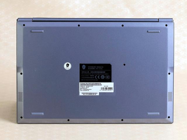 雷神mixbook air轻薄笔记本评测:924克机身让移动办公如此轻松