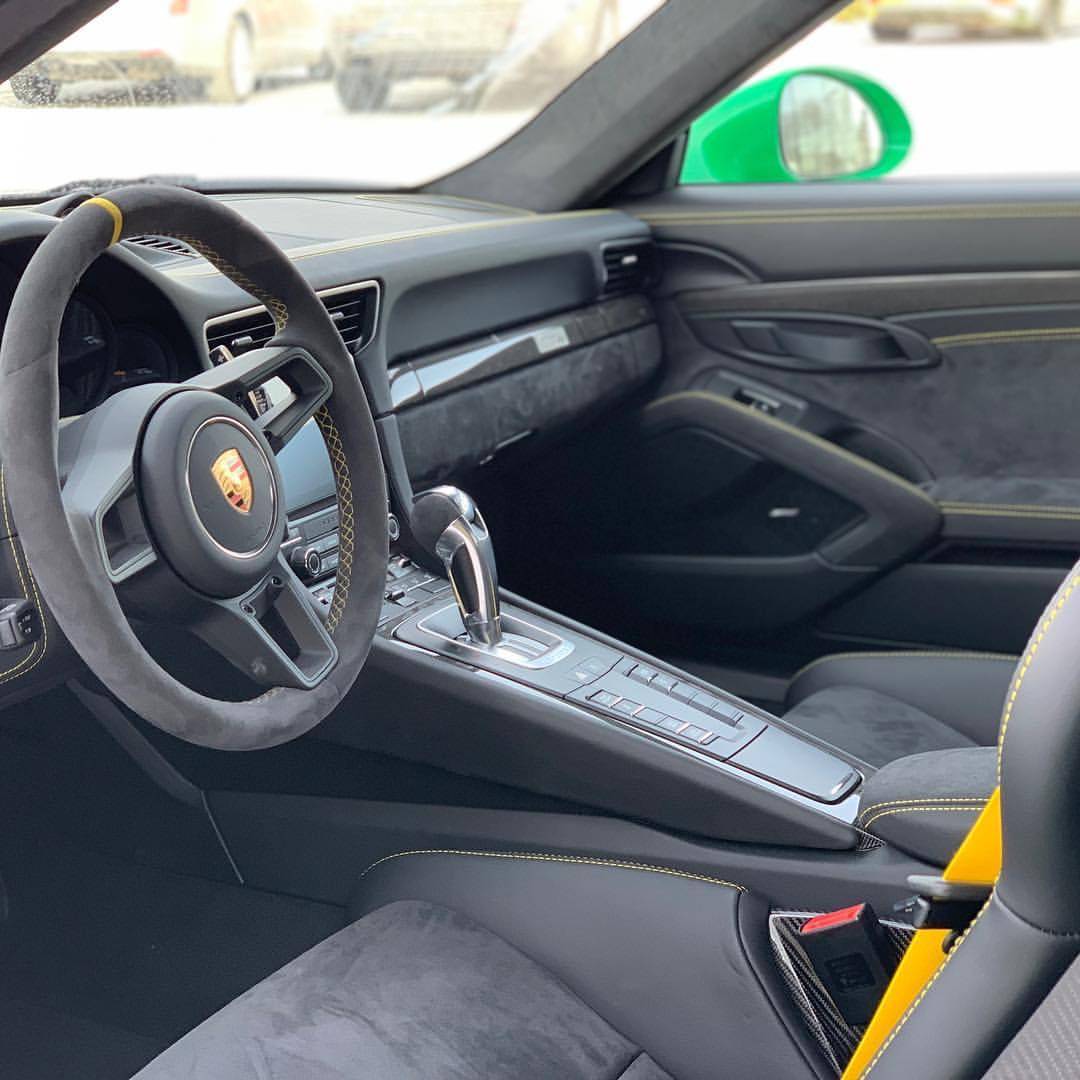 蛙王保时捷911gt2rs