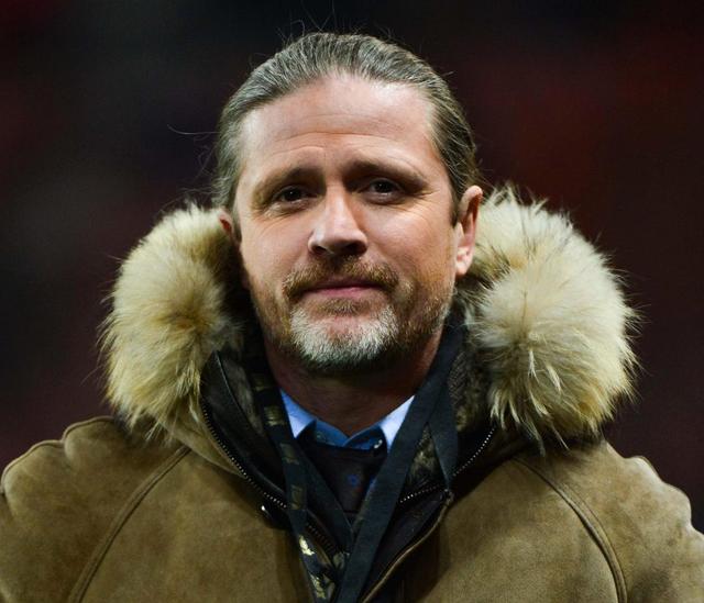 前巴萨球星佩蒂特:想要阻止梅西,切尔西就必须踢得像一支团队